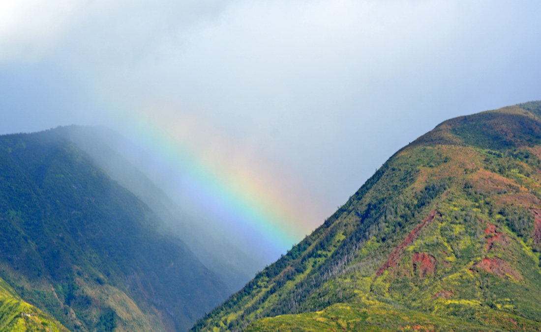 725westmauimntsrainbow