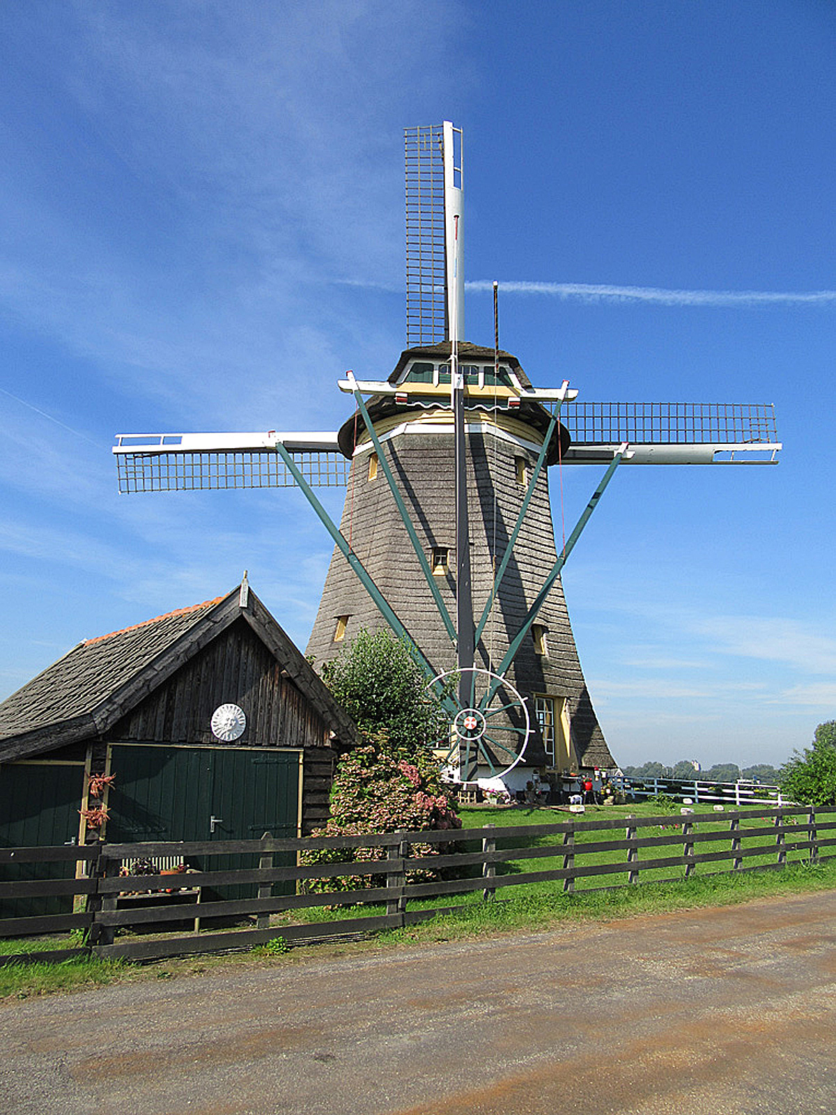 oneofthreewindmills