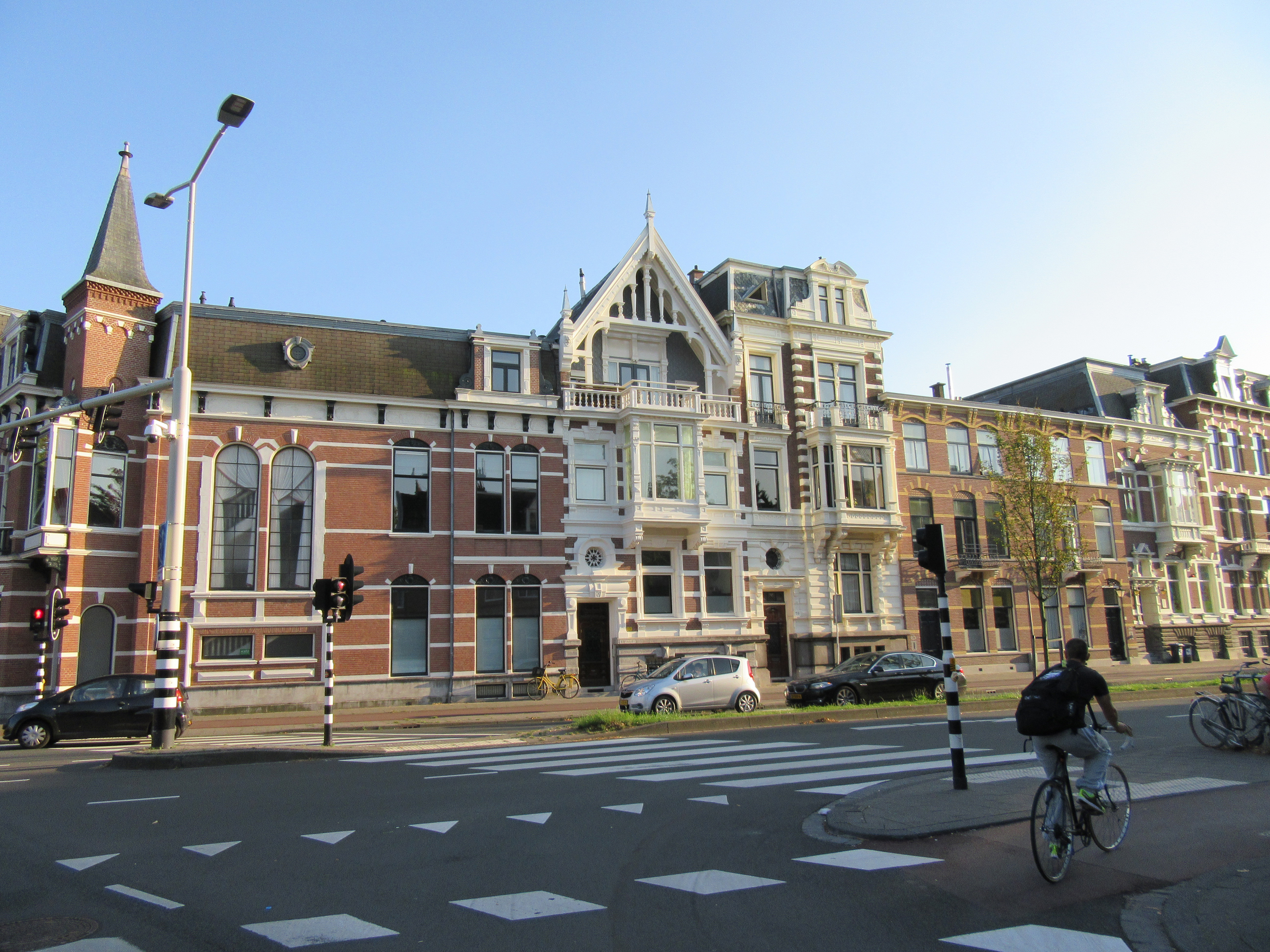 Streetnearhotelinthehague
