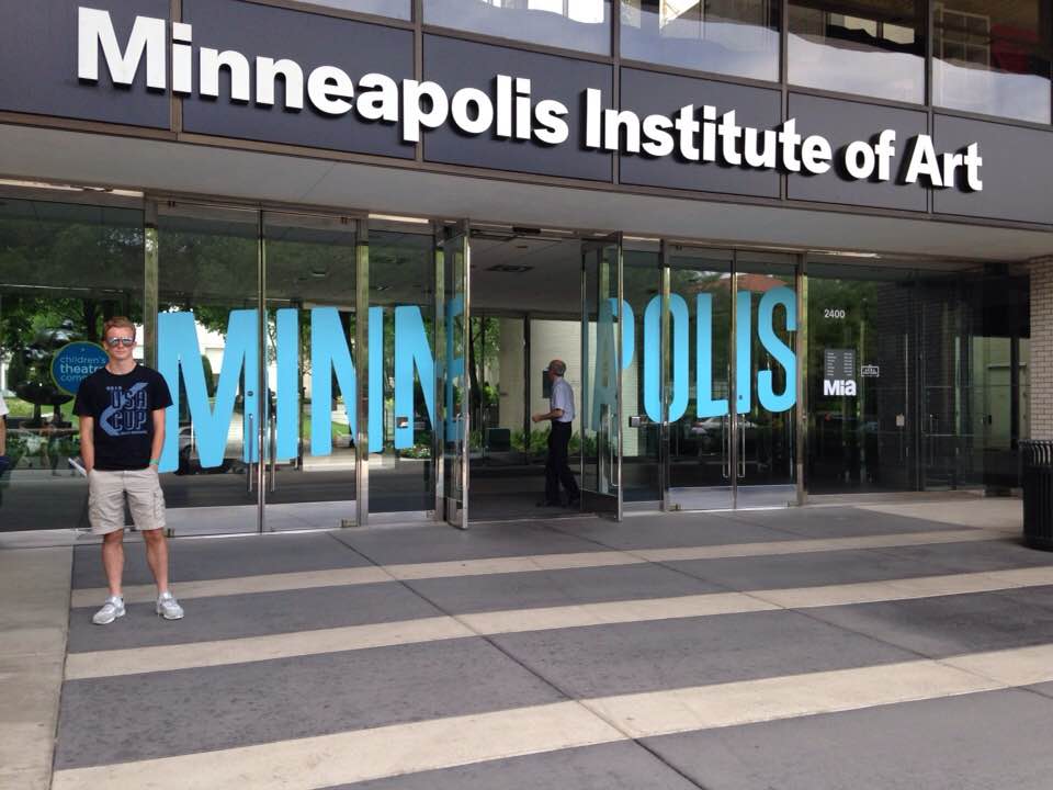 37354477_1745131018858191_5560317502384242688_n