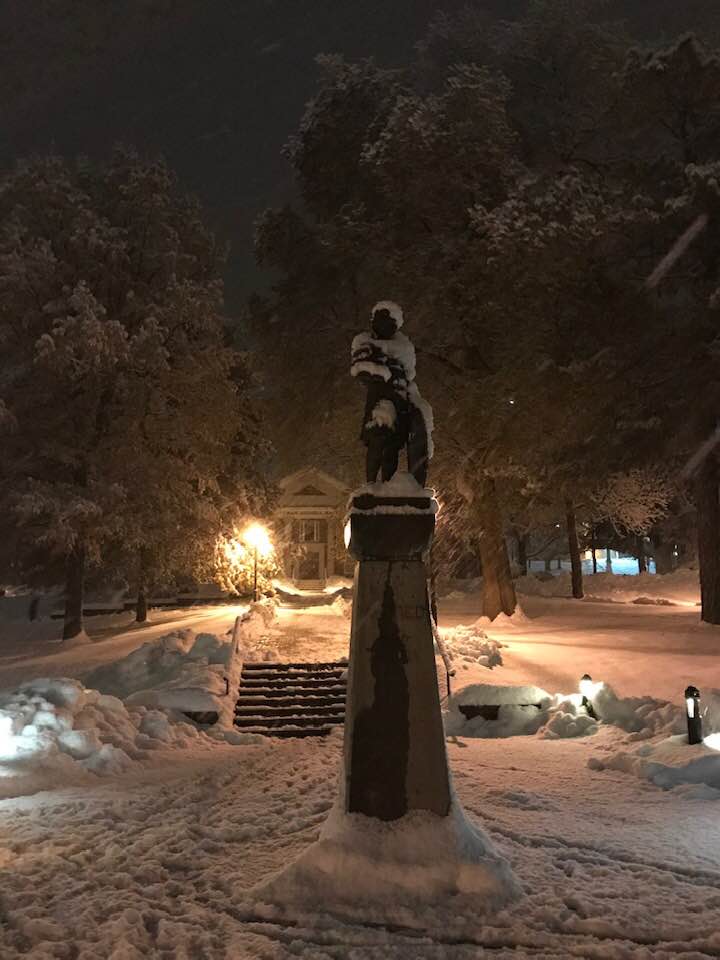 46722204_1941172579254033_4350001748505526272_n