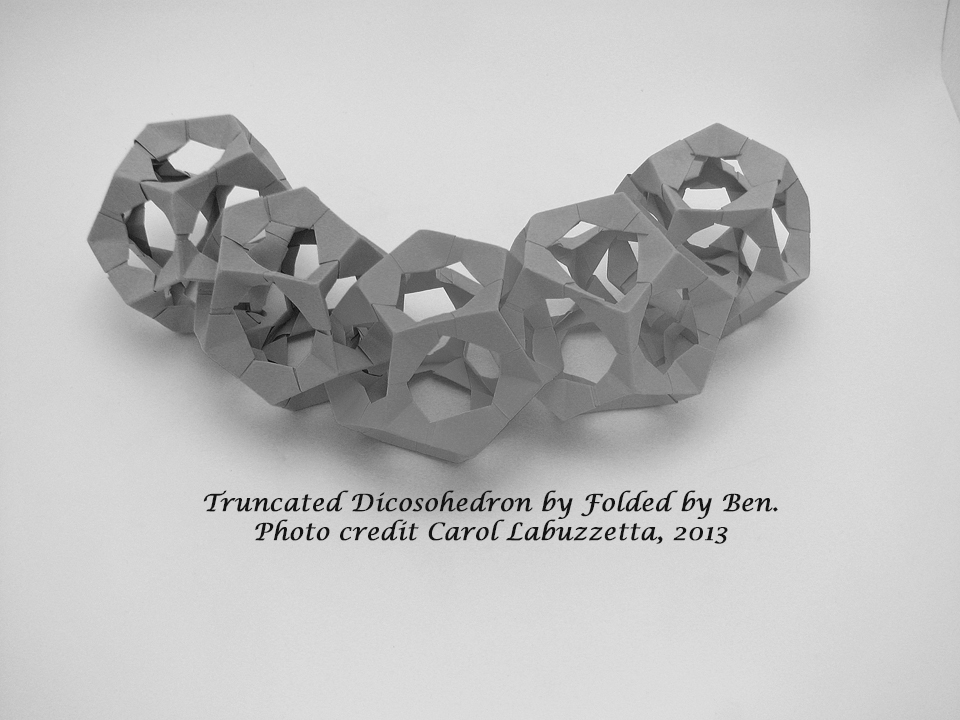 Photo Challenge: Any Kind Of Geometric Shape in Black and&nbsp;White