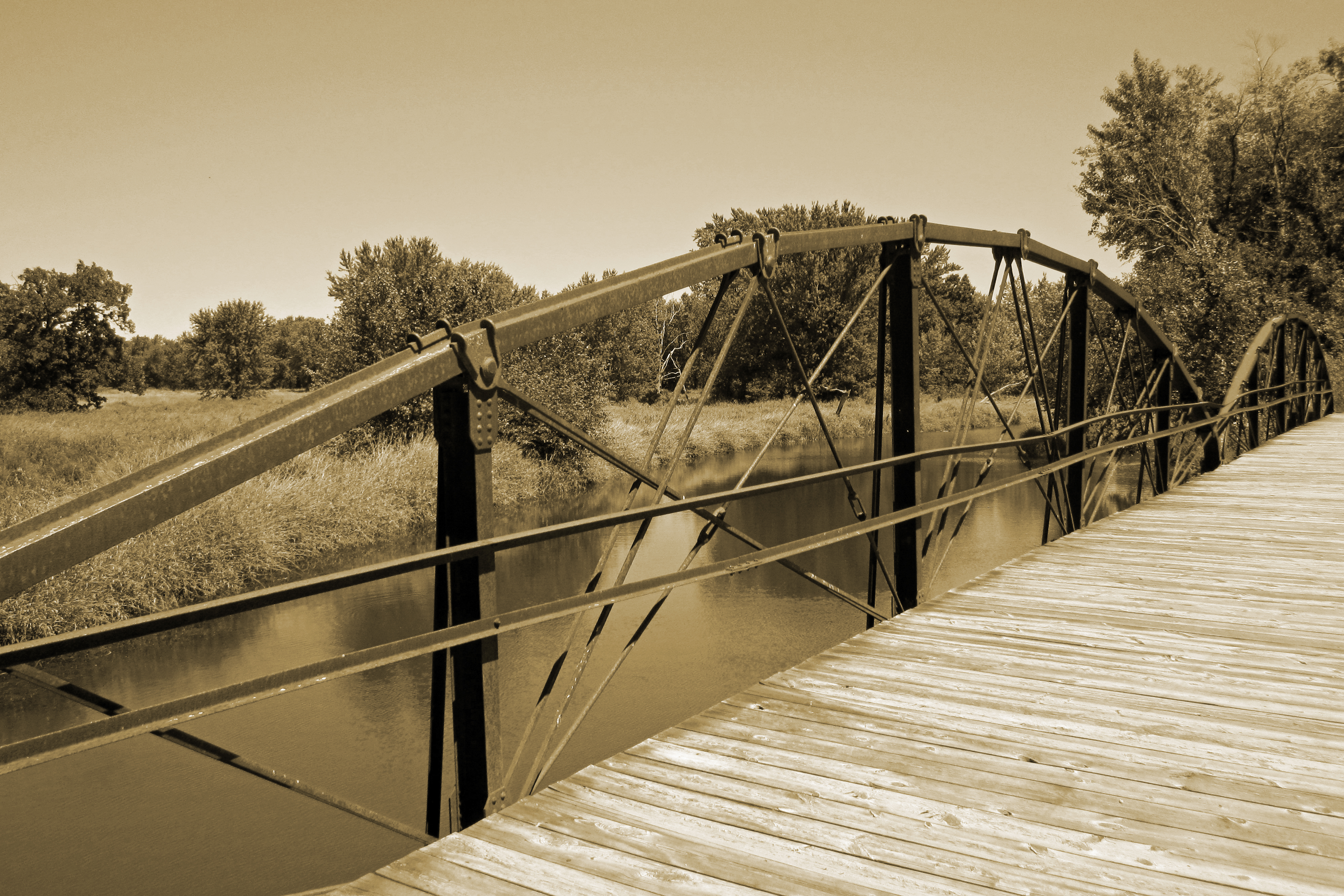 sepiasevenbridgesroad